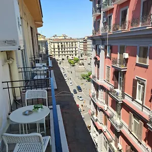Napoli Central , Neapol Włochy